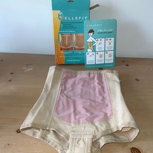Bellefit Girdle with zipper sz small